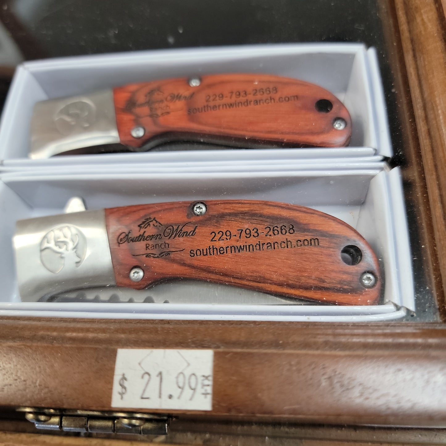 Southern Wind Knife / wood