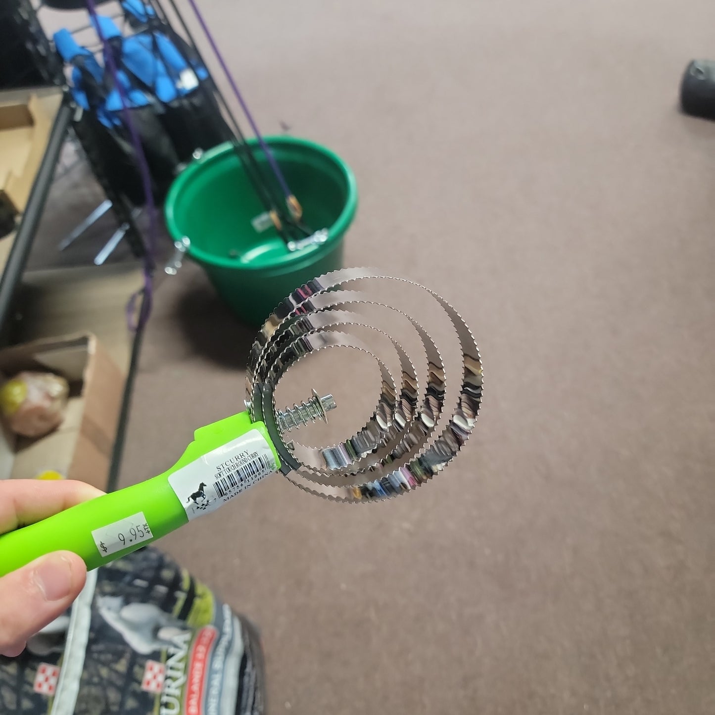 Soft Touch Curry comb-round