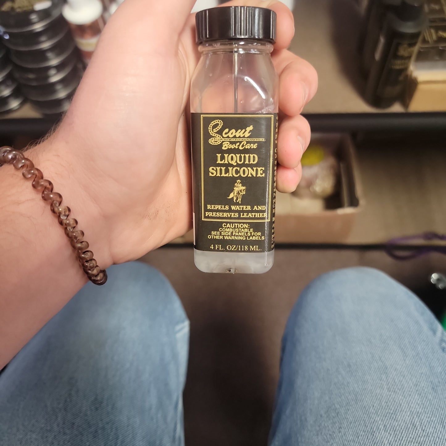 SCOTT LIQUID SILICONE-BLK : 4OZ