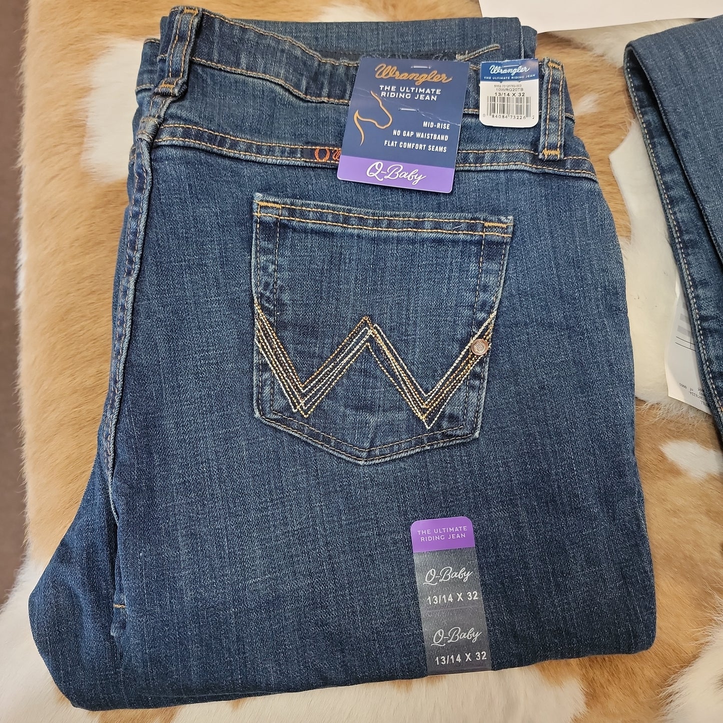 Ladies Wrangler Q-Baby-13/14x32