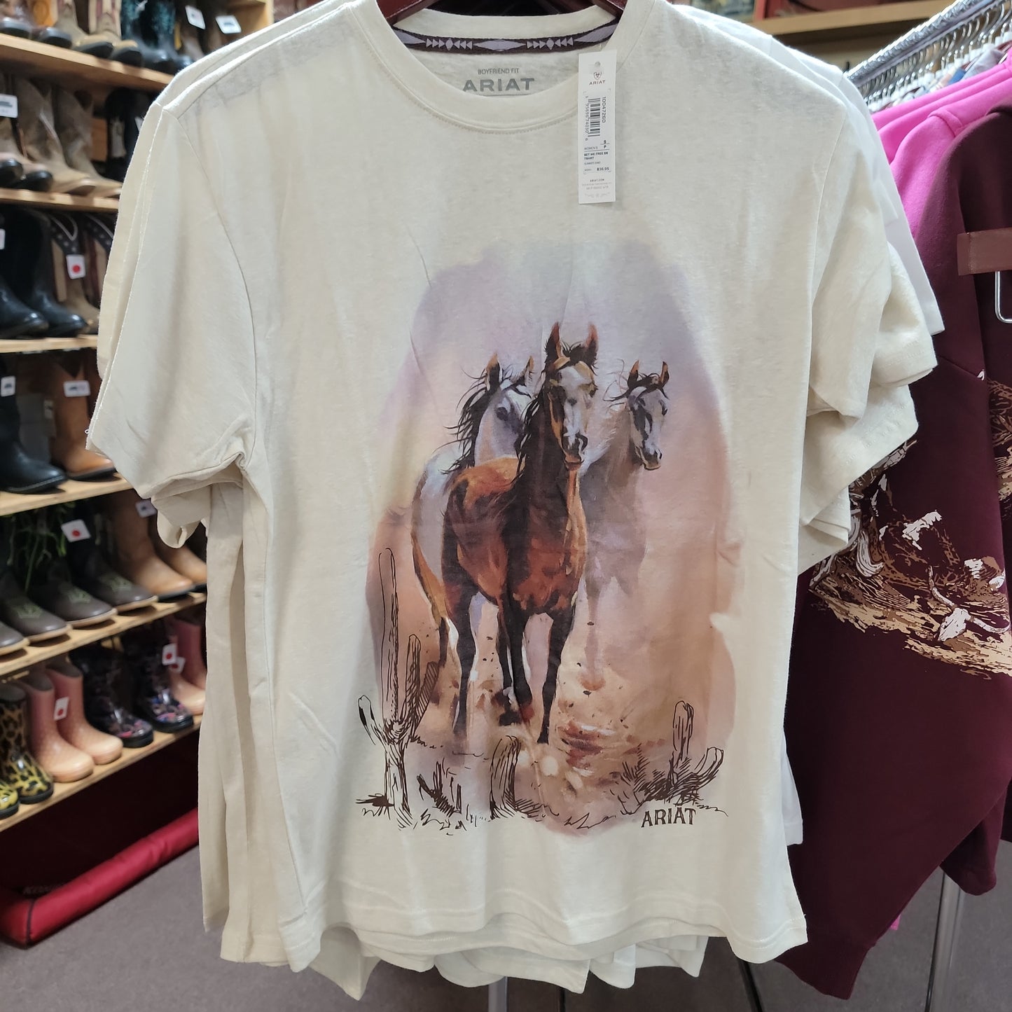 Ariat womens T shirt 10047260