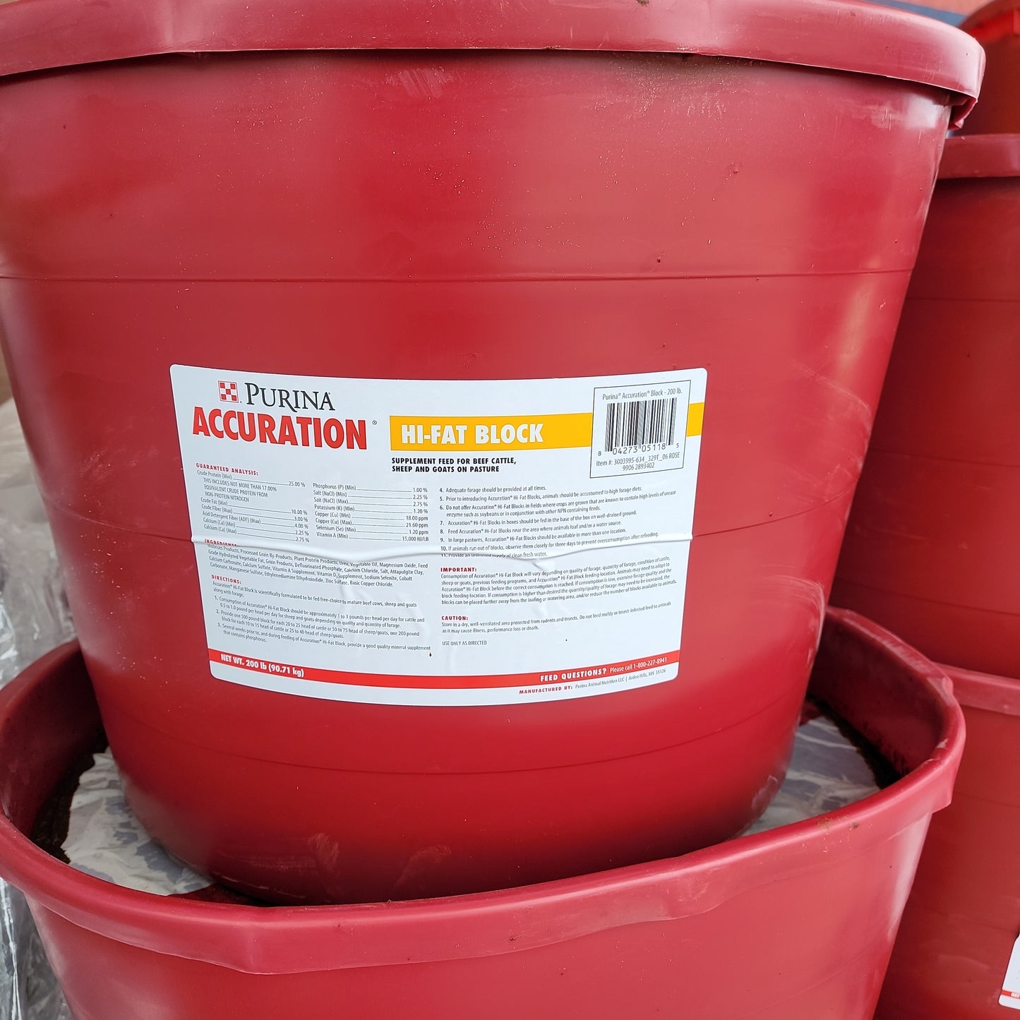 Purina Accuration 25% protien Beef Block-200#