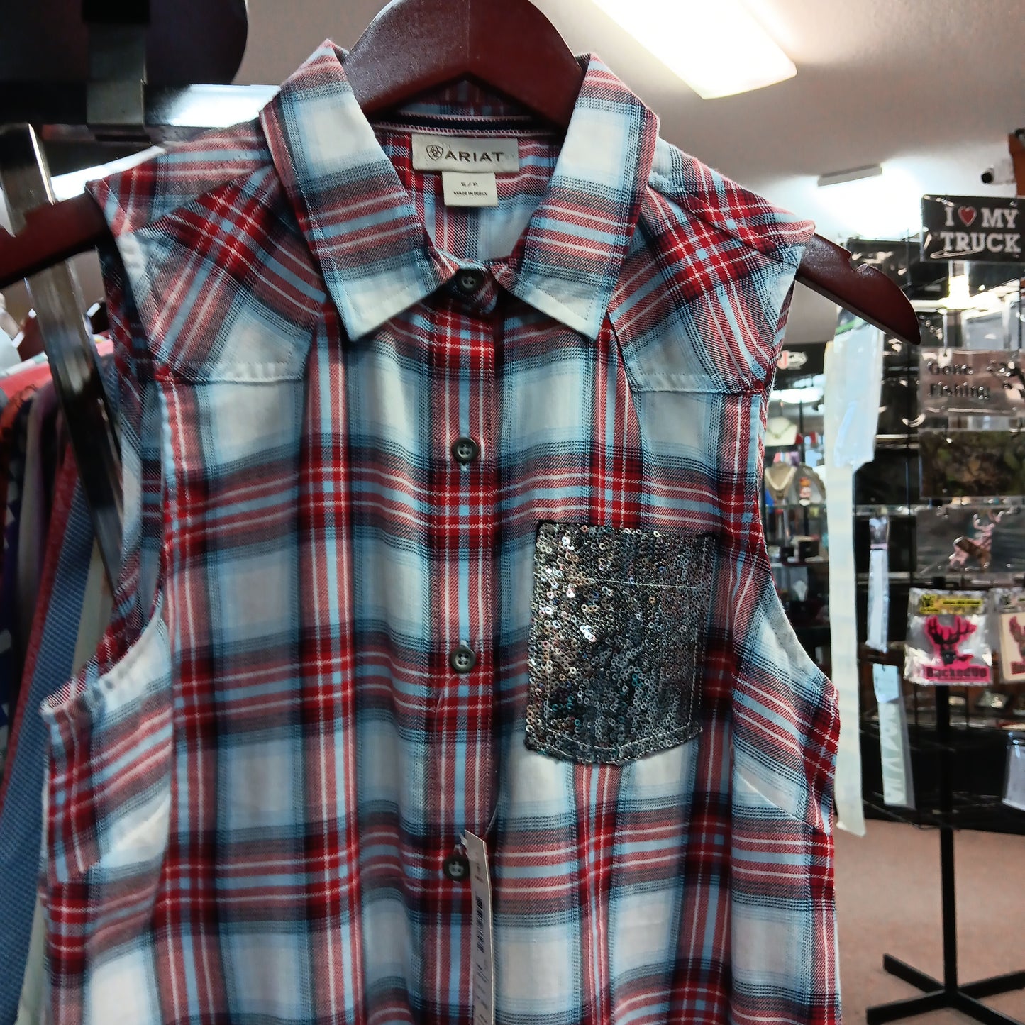 Women's ariats sleeveless shirts 10026580