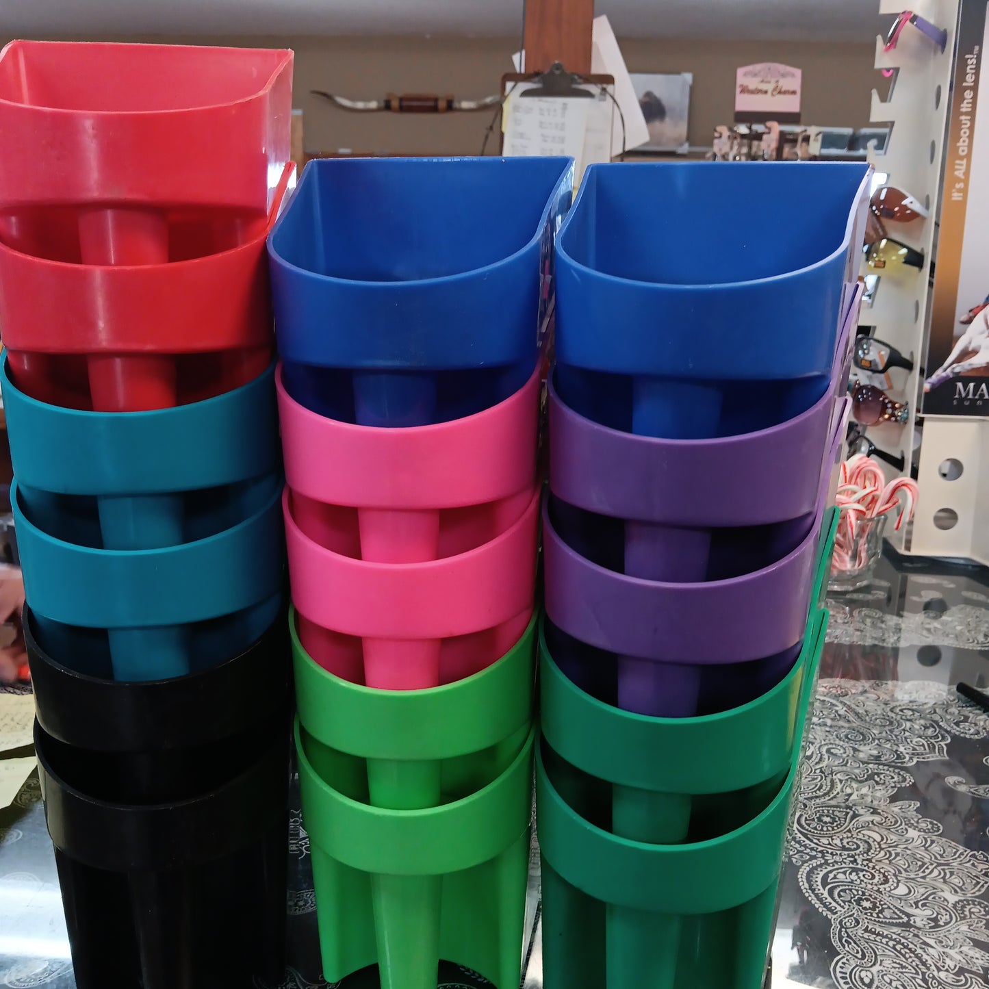 2 quart K&D feed scoop