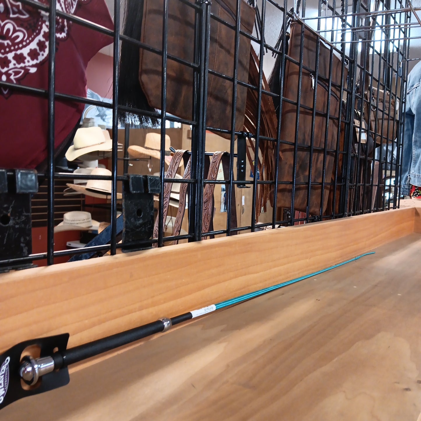 Weaver pig whip chrome tip handle teal