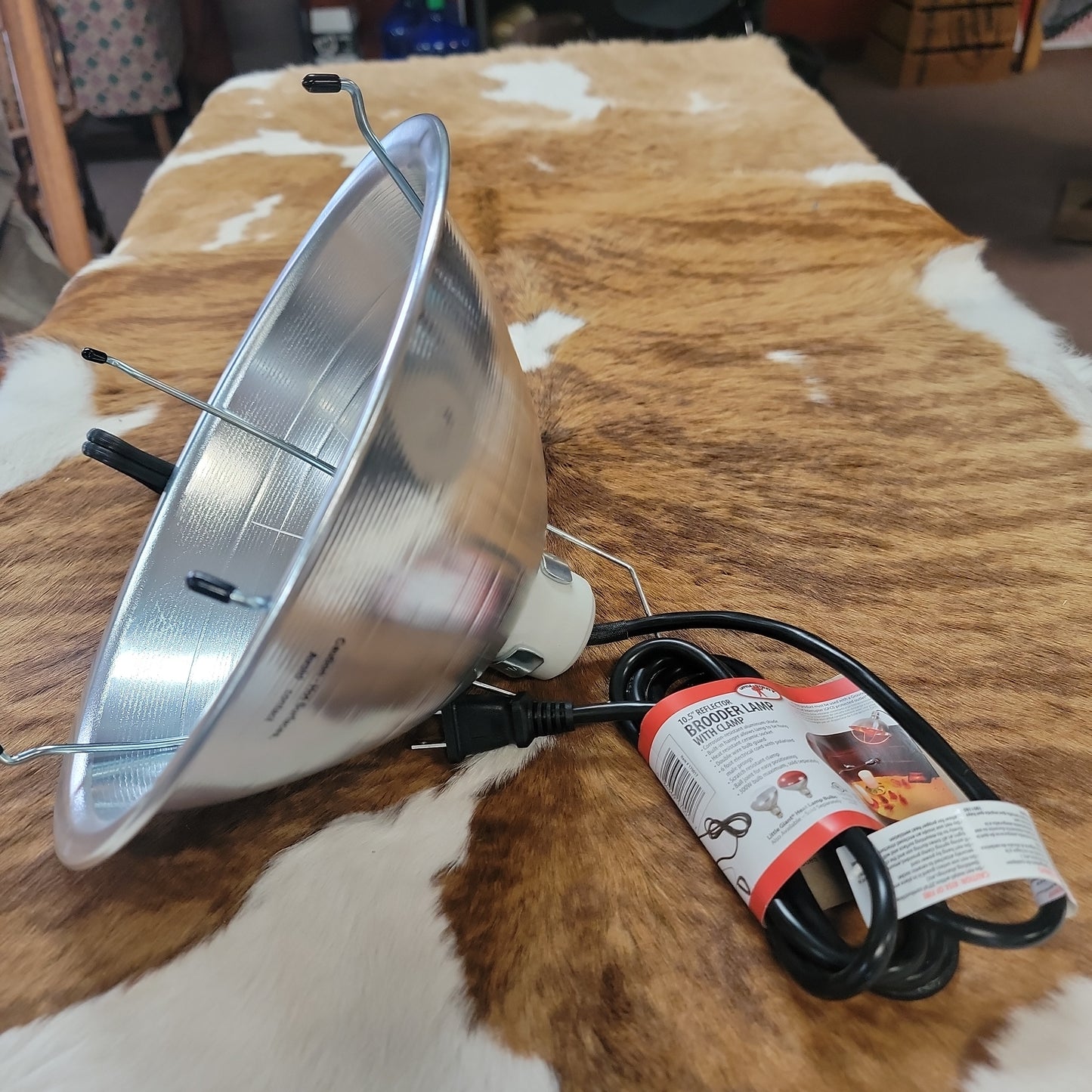 10.5 in Brooder lamp / Heat lamp 170017