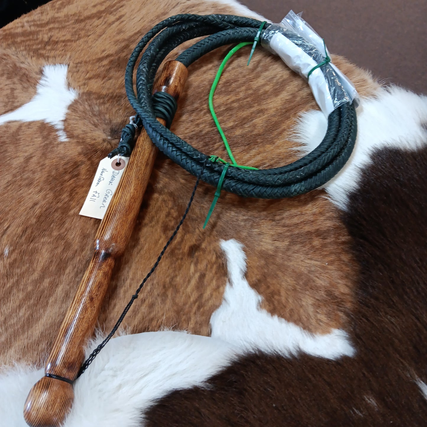 Custom paracord cow whip