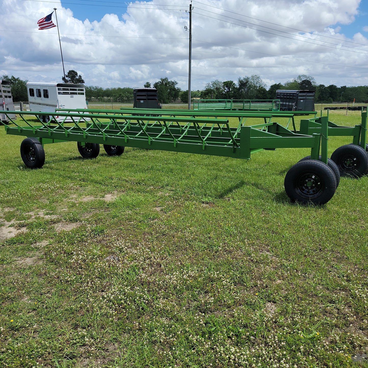 Southern Machine 20' Hay Trailer-Green : 20'