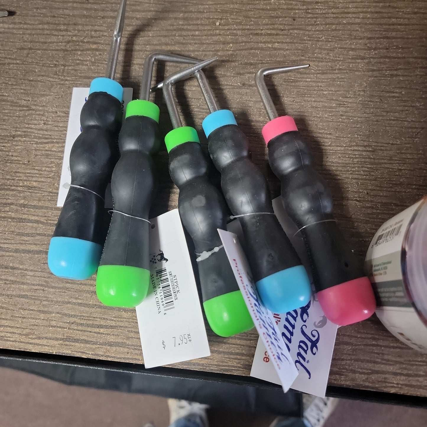 Soft touch hoof pick