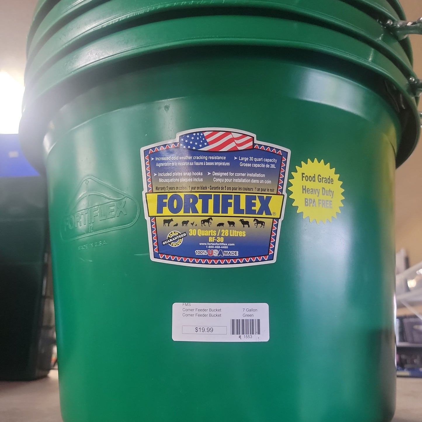 Corner Feeder Bucket-Green : 7 Gallon