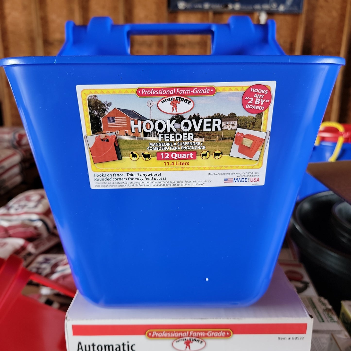 Hook Over Feeder-Hook over : 12 qt