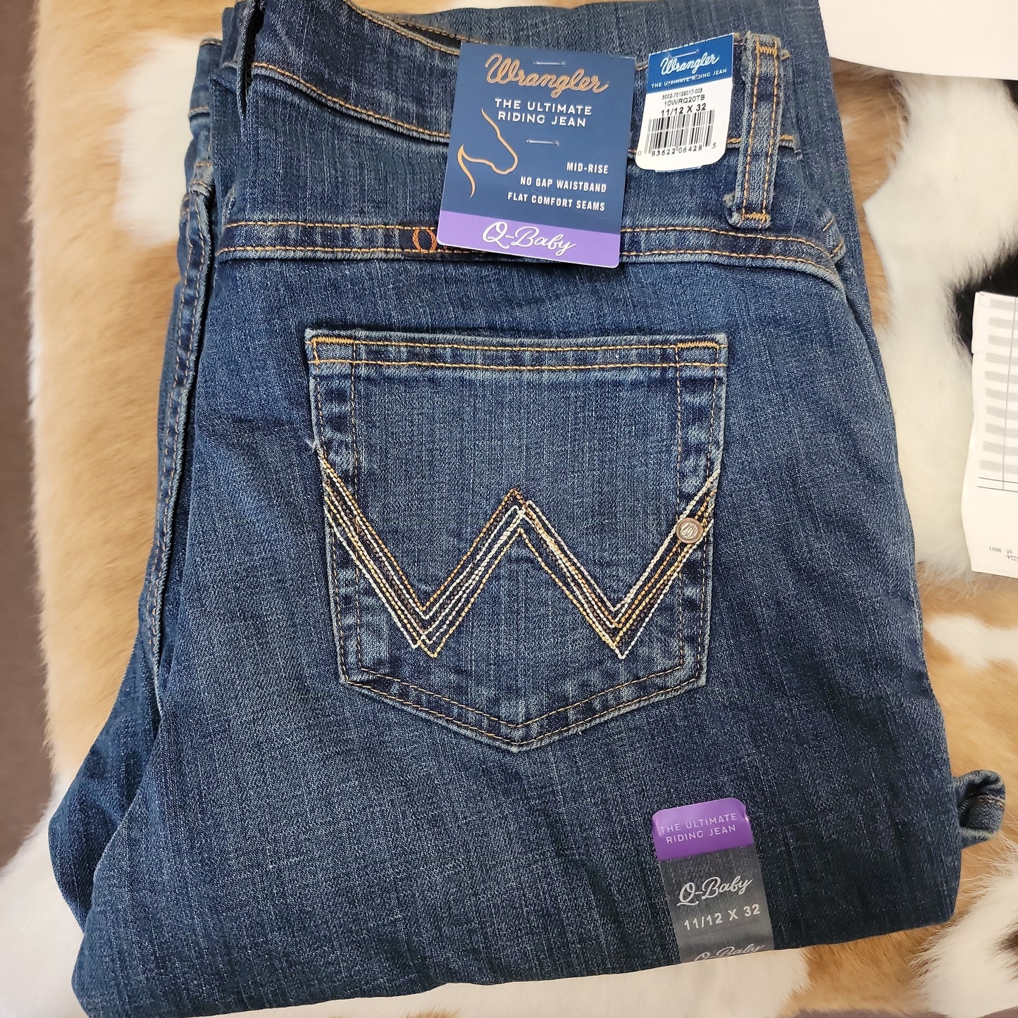 Ladies Wrangler Q-Baby-11/12x32