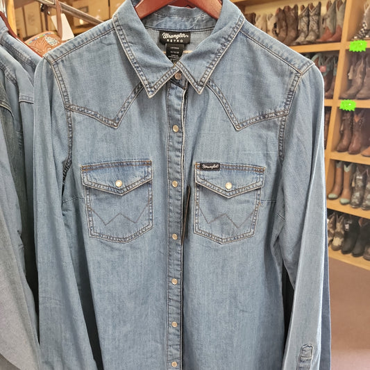WOMENS WRANGLER SHIRT-LS LT BLUE : M
