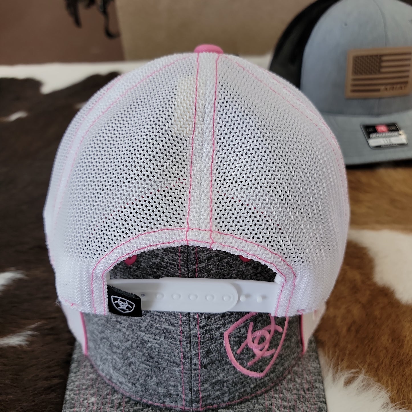 Ariat ball cap 1504930