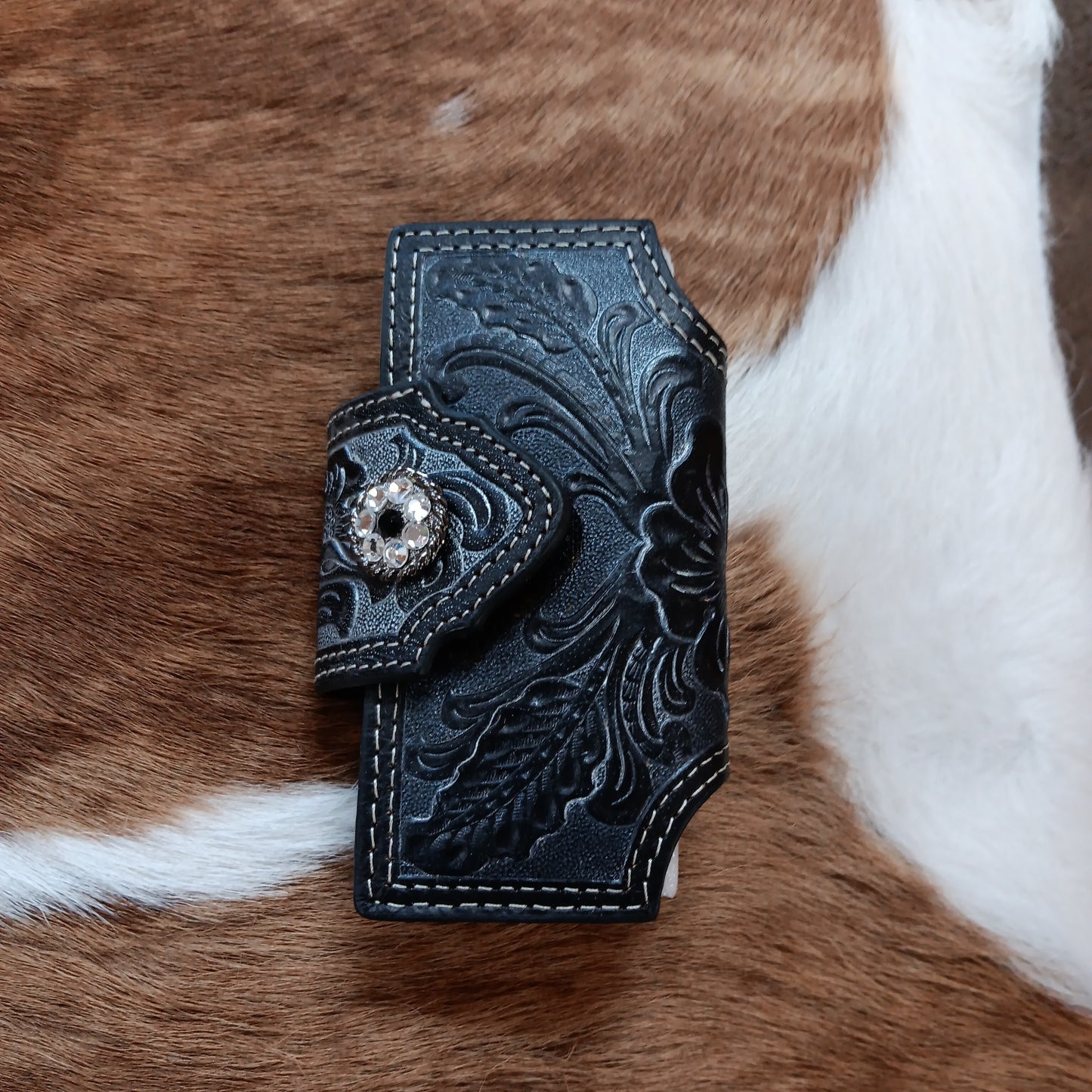 Western fashion accessories