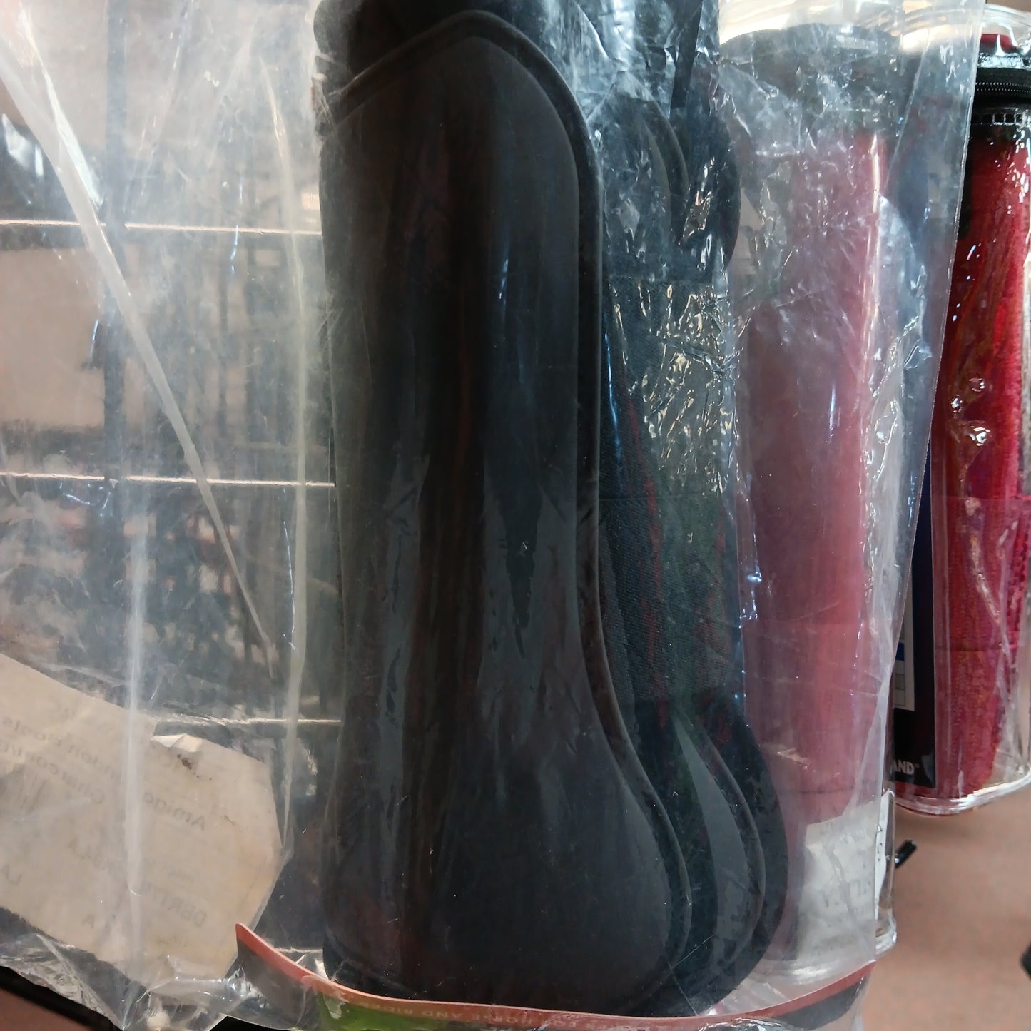 Amigo Tendon Boots front-Black
