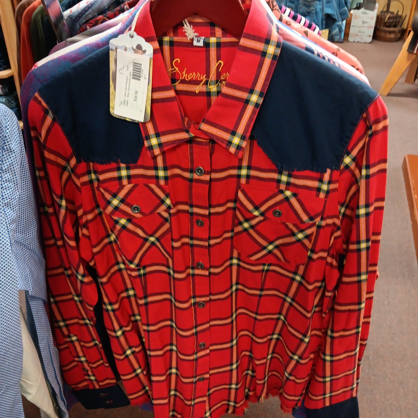 Women's long sleeve Sheri cervi