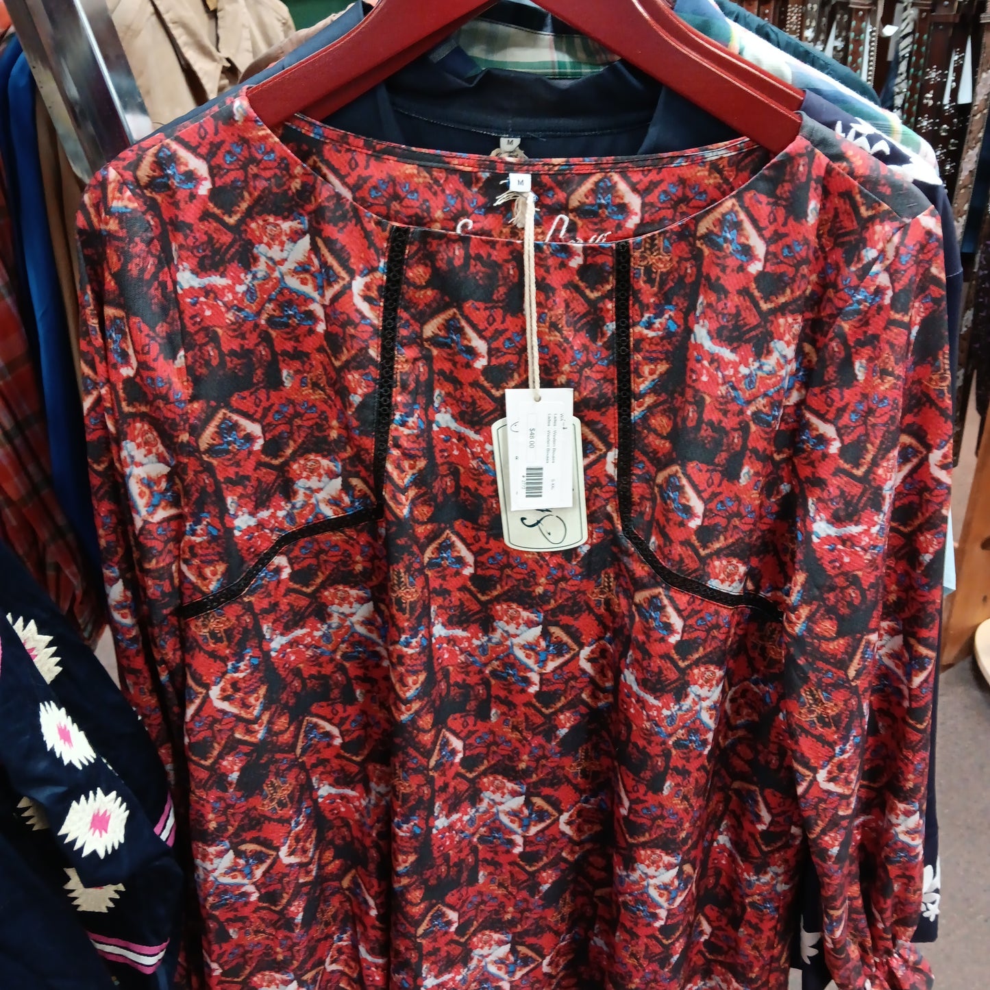 Women's long sleeve Sheri cervi