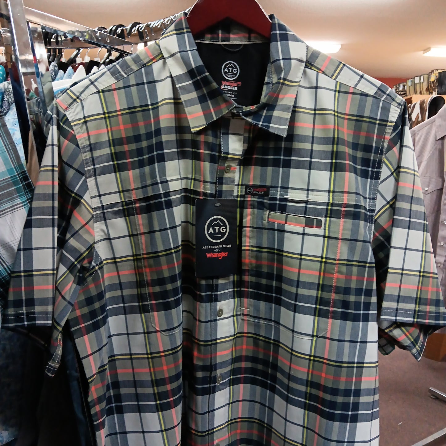 WRANGLER MENS ATG SHIRT-GRN