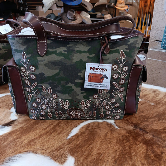 Nocona ladies CamoSatchelFlwr Emb purse N770009202