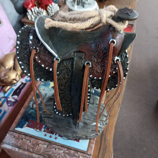 HOME DECOR SADDLE-SADDLE : S