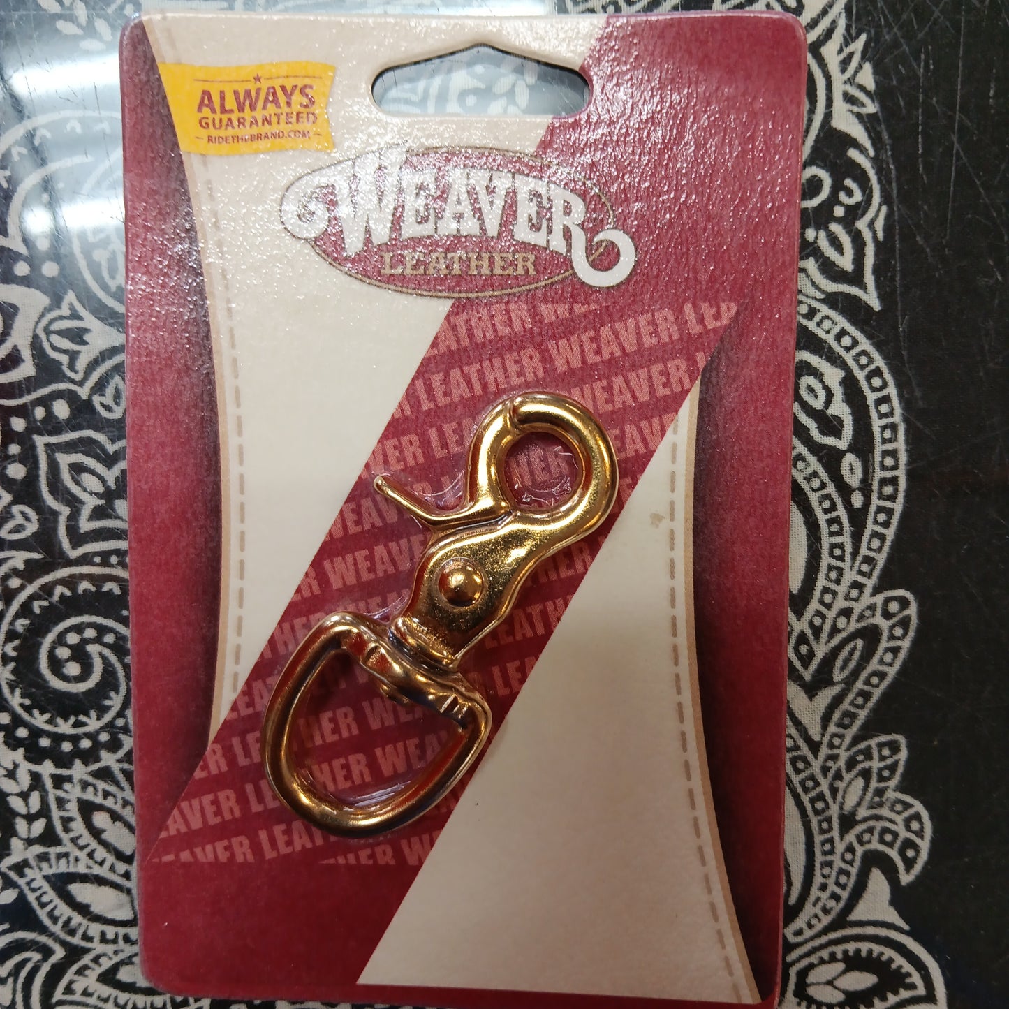 Weaver hook latch