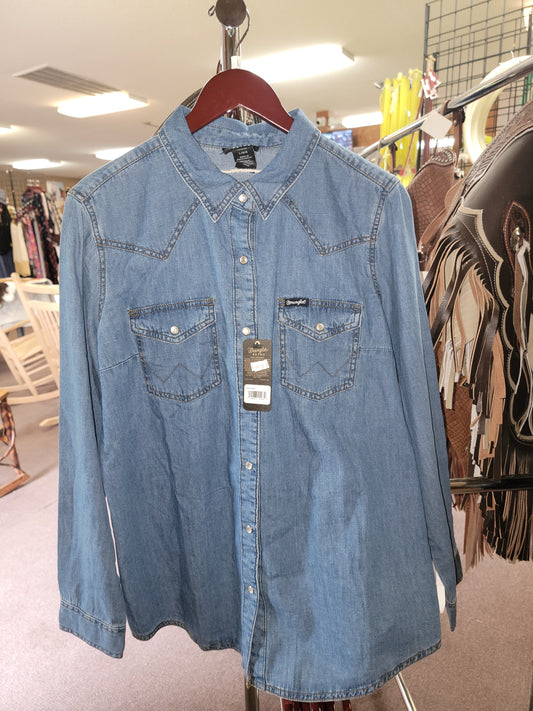 WOMENS WRANGLER SHIRT-LS LT BLUE