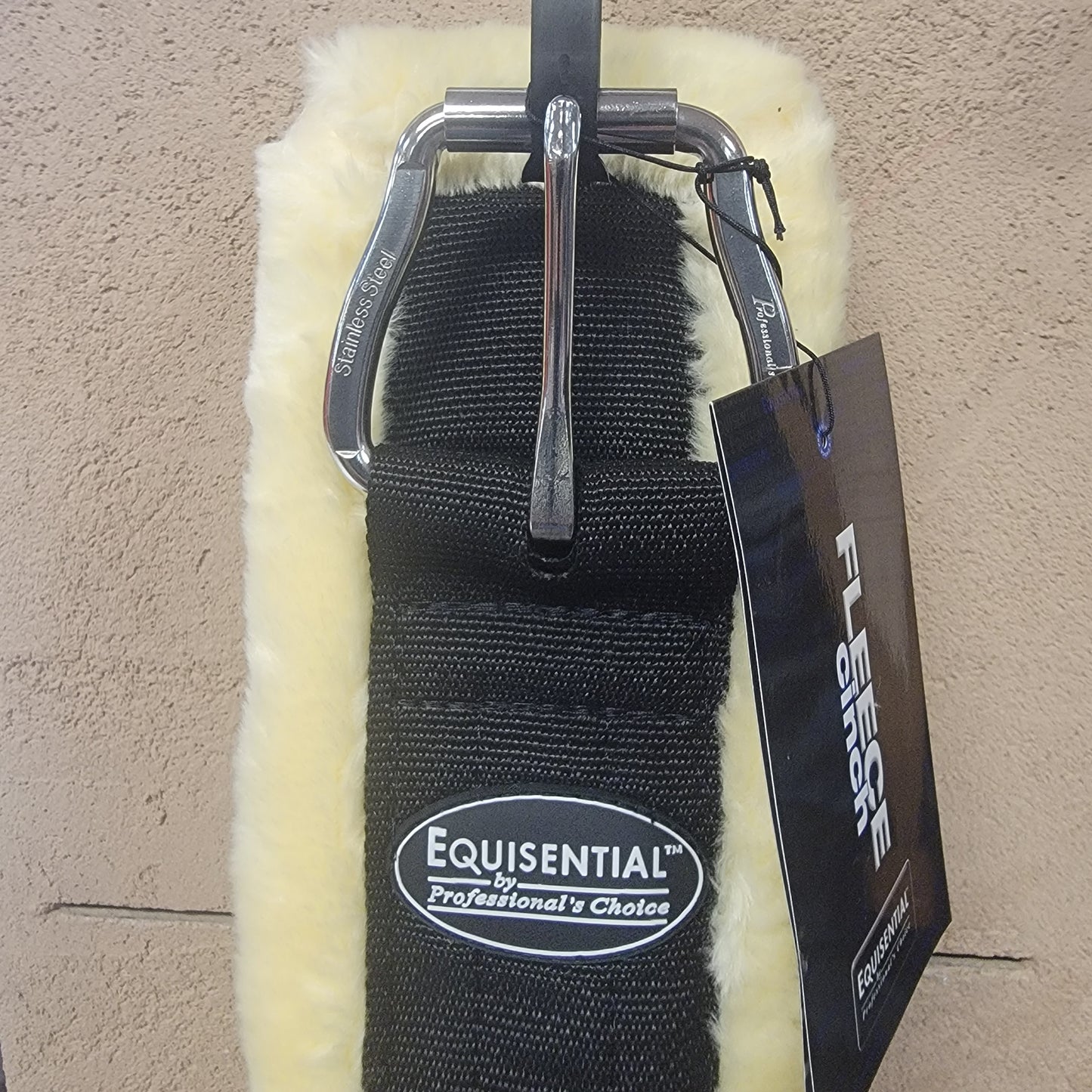 Equisential fleece cinch. 34'
