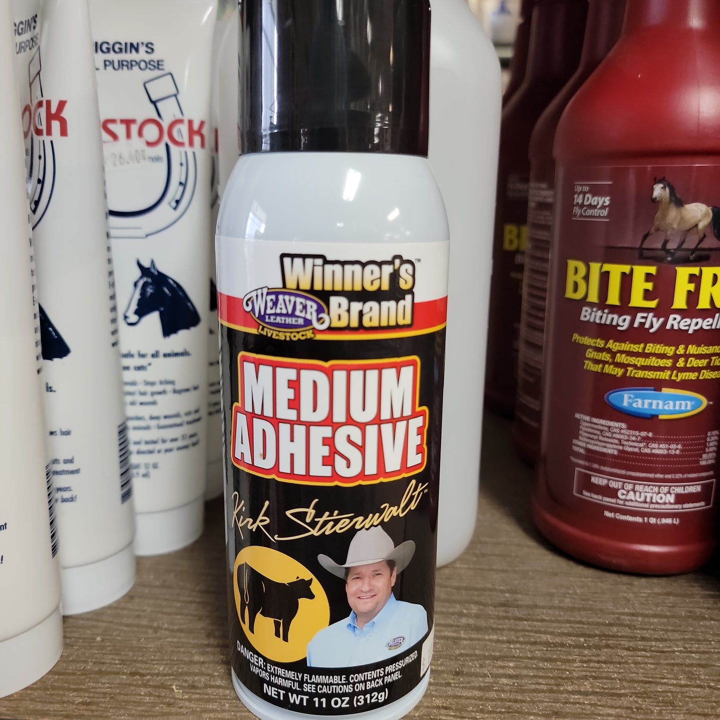 Weaver Medium Adhesive