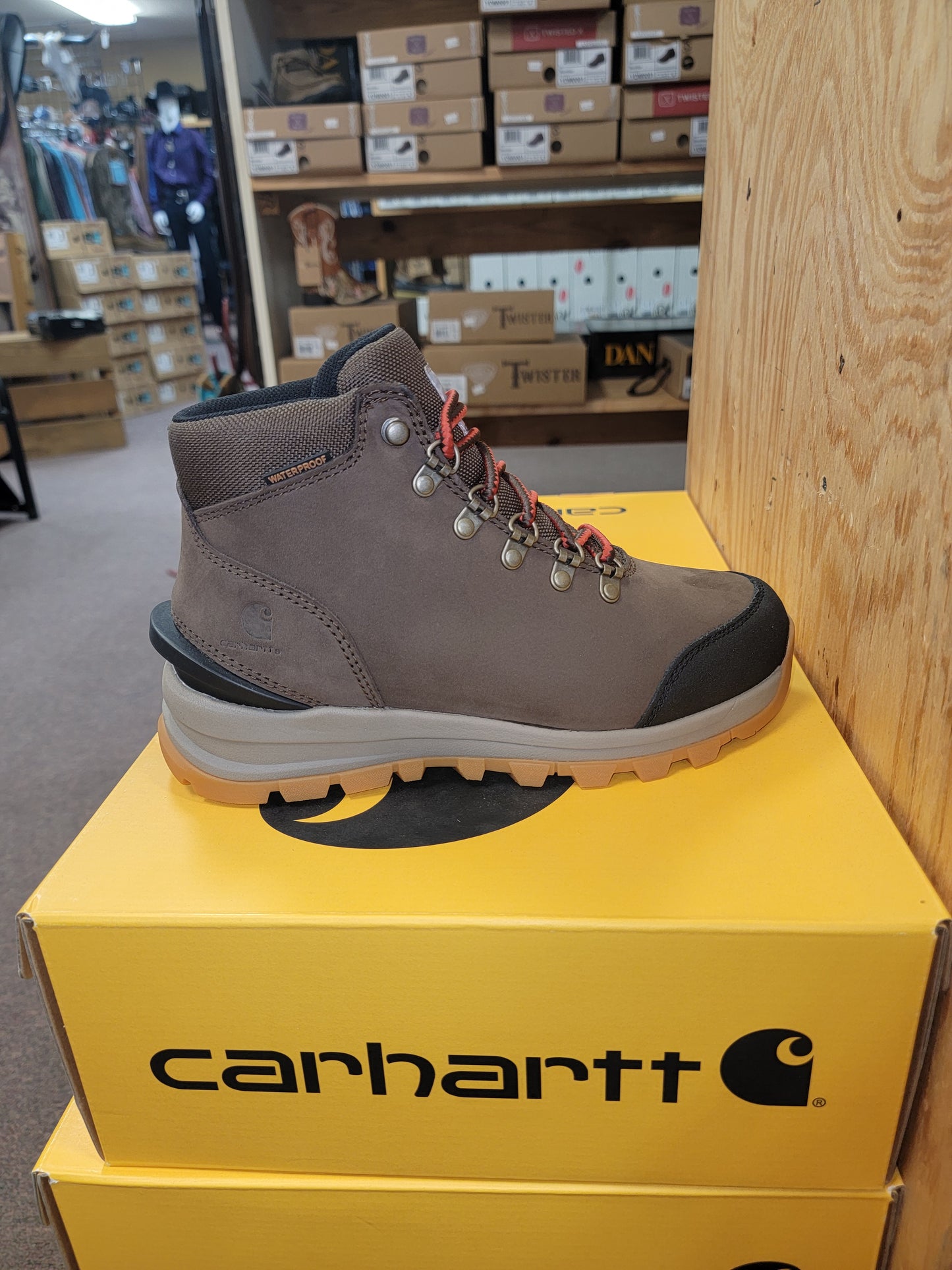 WOMENS CARHARTT WTRPROOF HIKERS brown FH5056-W