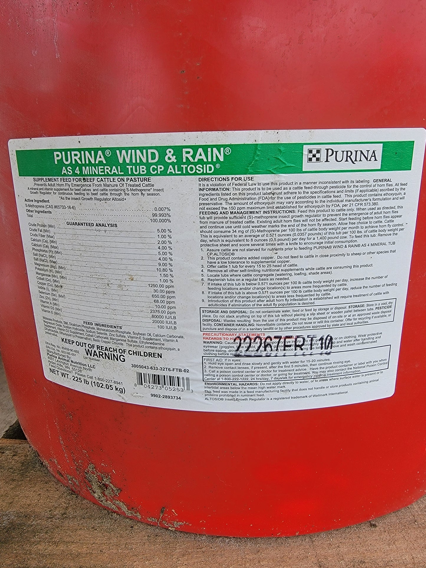 Purina W&R Min Tub w/Fly Contro-Red tub : 225#