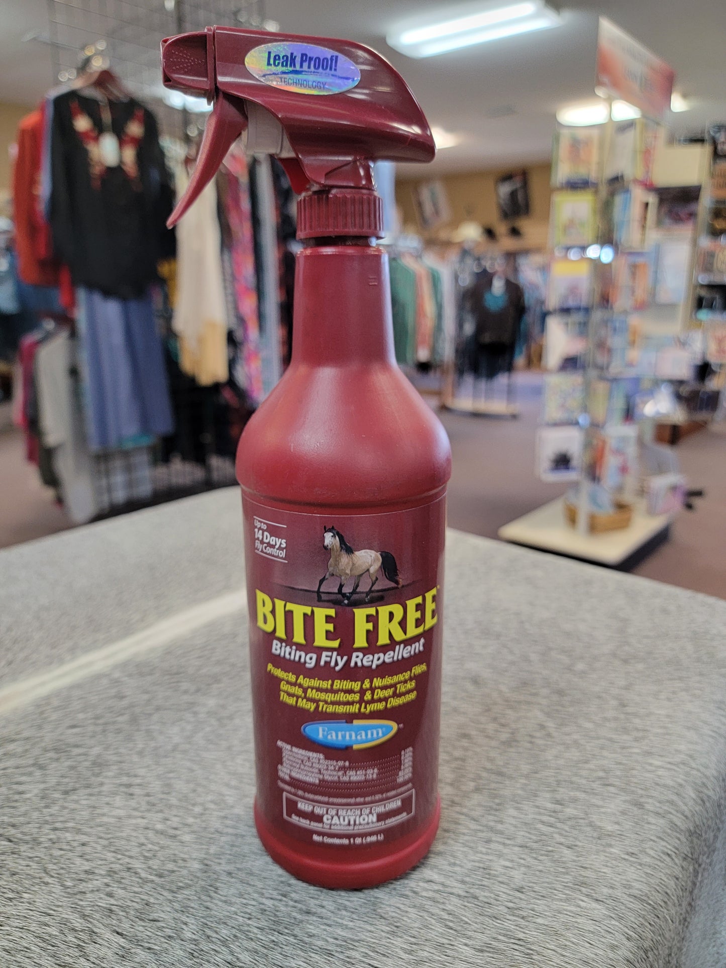 Bite Free Biting Fly Repellet-Red : 1 QT