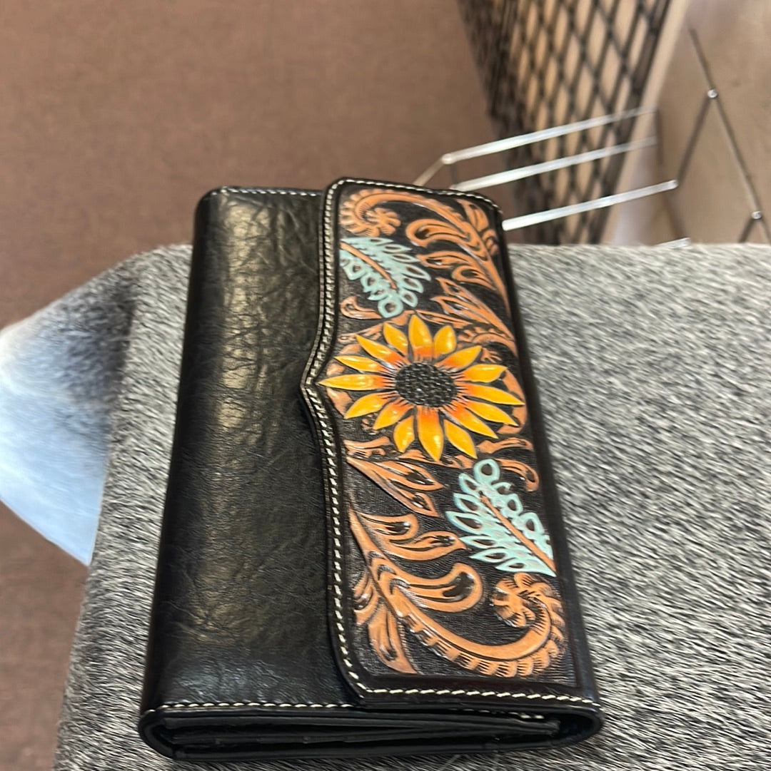 NOCONA WALLET-SUN FLOWER